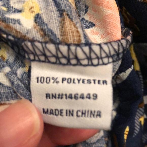 Maze EUC Floral Print Belted Shorts with Pockets - Picture 7 of 9